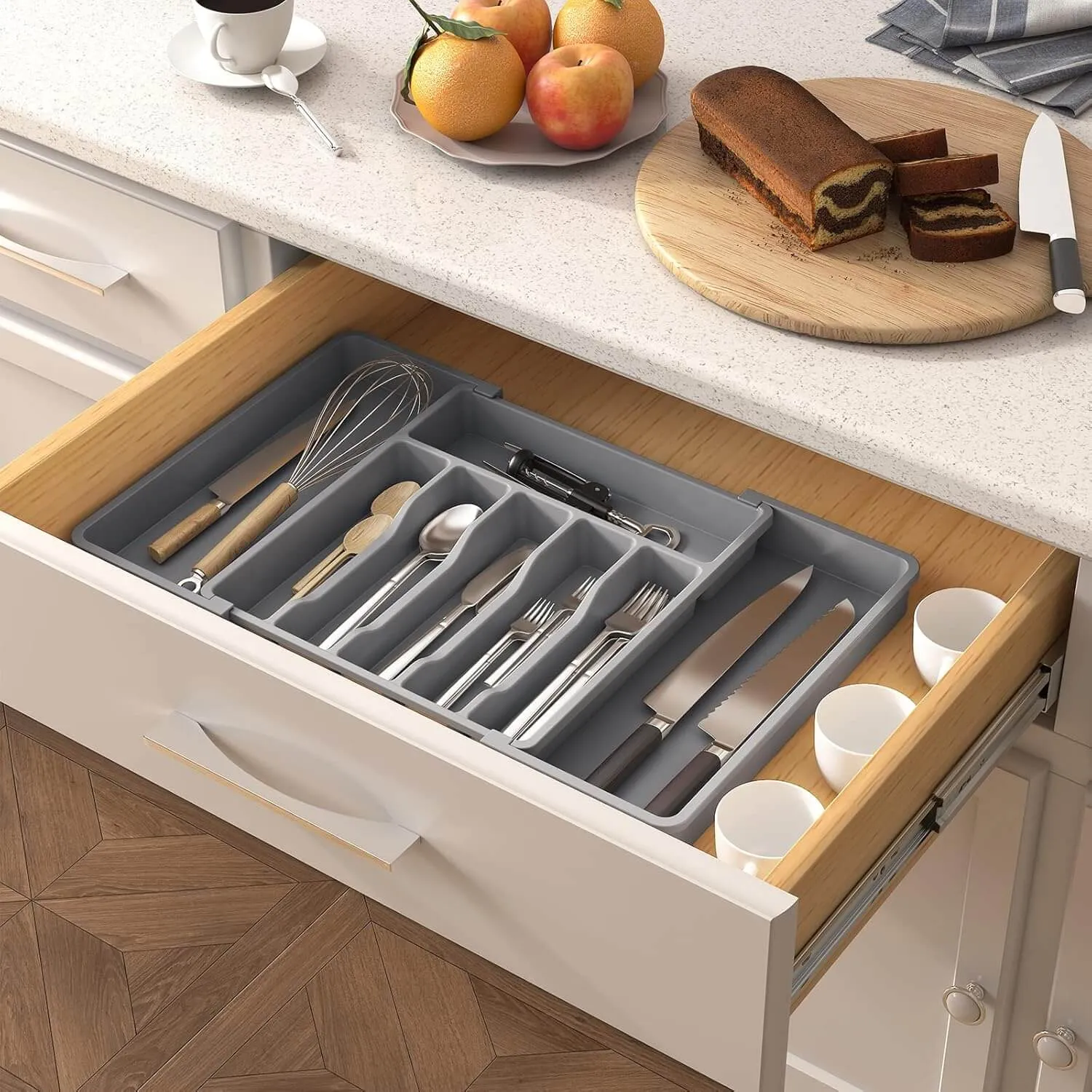 EZYHOME Utensil Organizer Silverware Drawer Organizer - Adjustable Utensil Tray Silverware Divider with Groove for Kitchen Flatware, Hair Accessories, Repair Tools, Art Set.