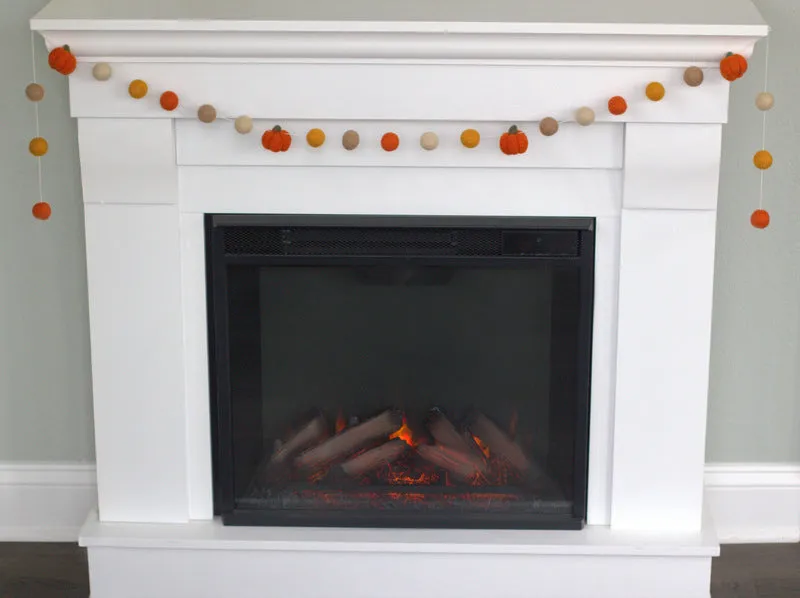 Felt Pumpkin Garland- Orange & Tan