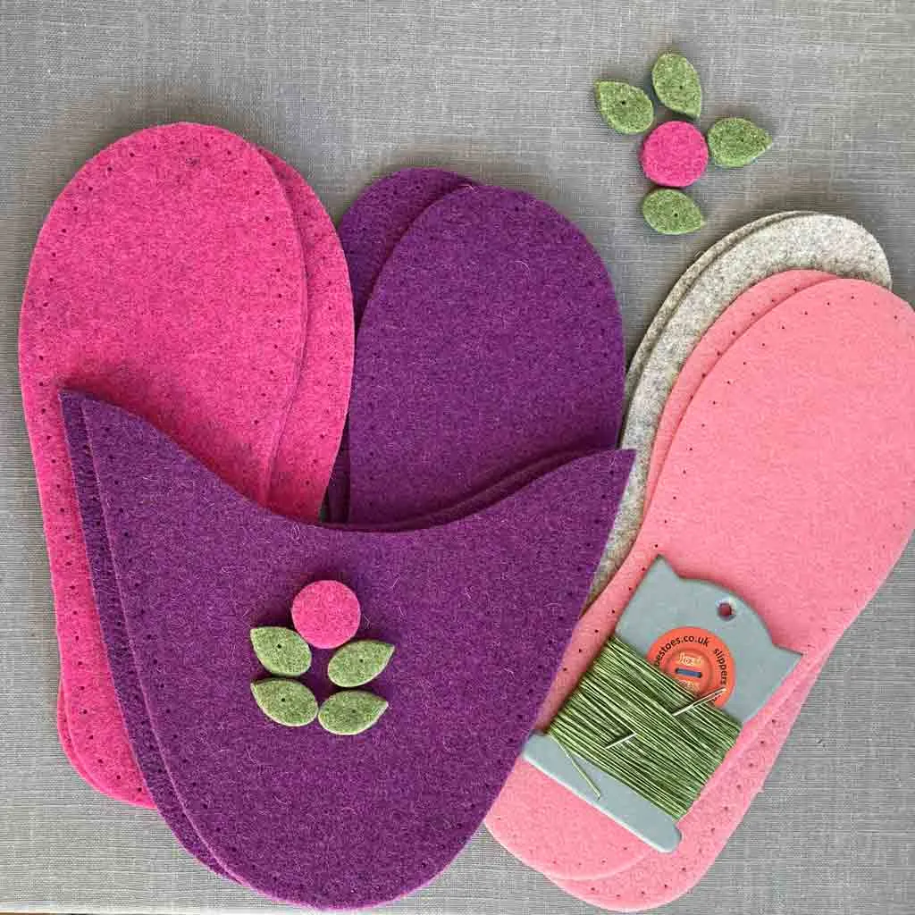 Flora Felt Slipper Kit