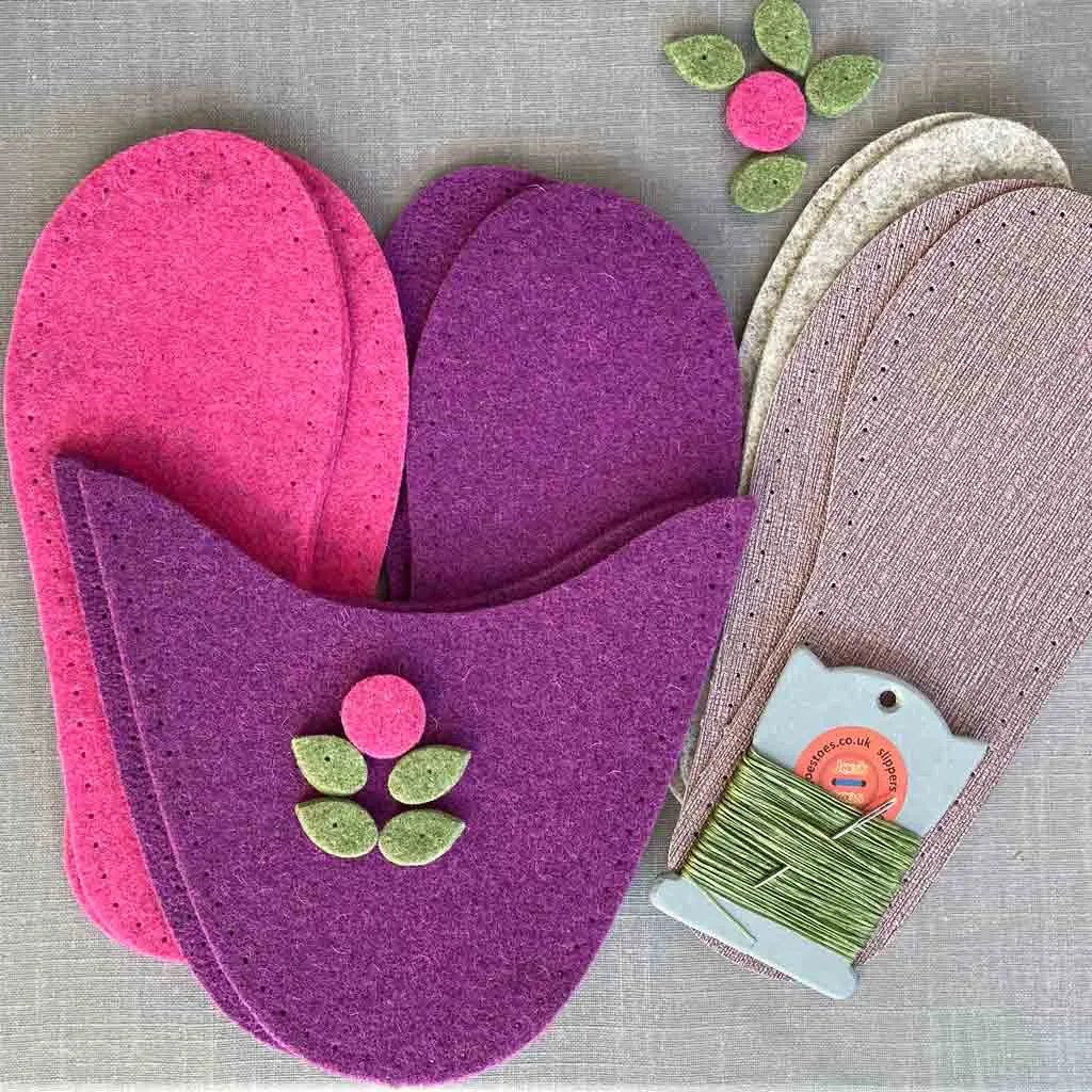 Flora Felt Slipper Kit