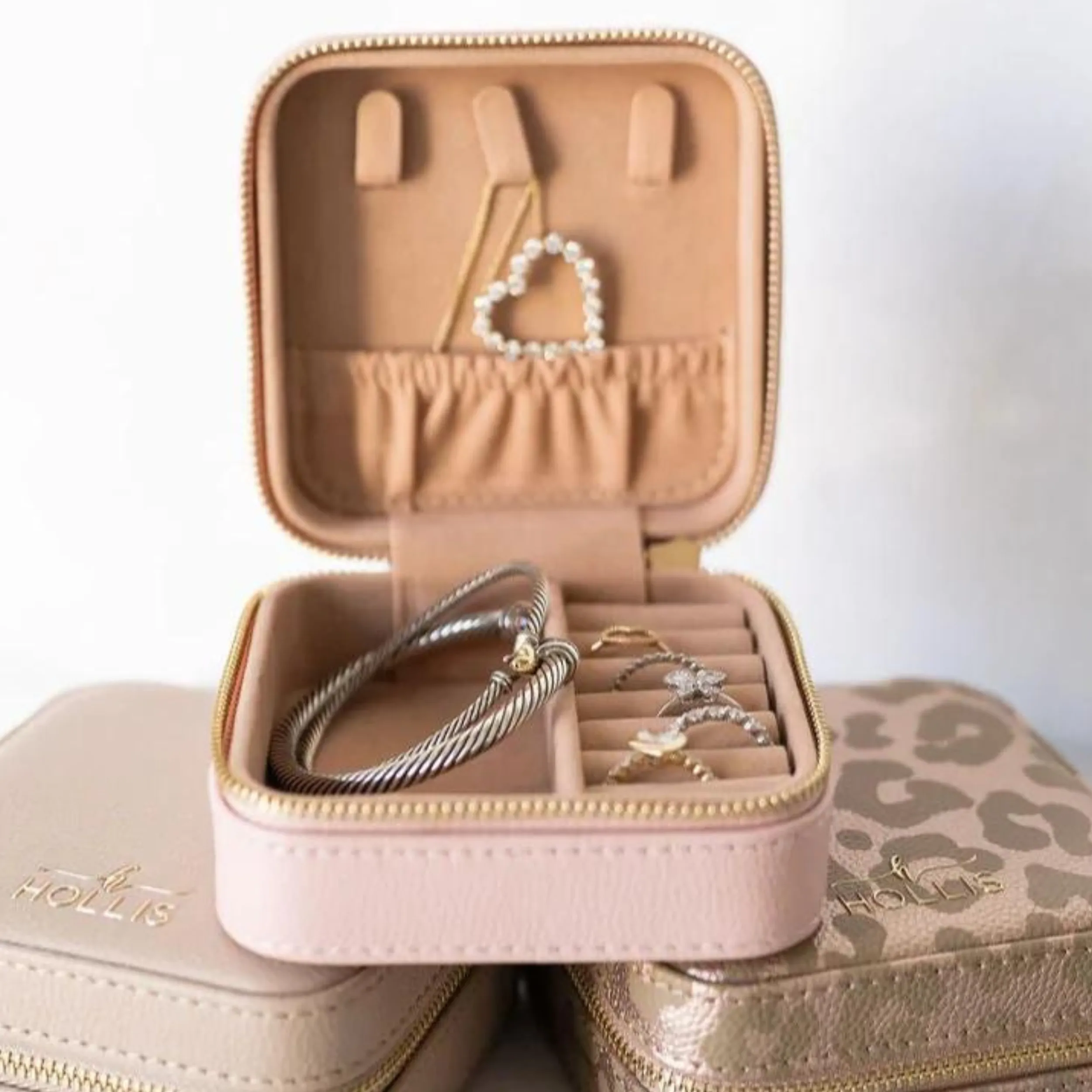 Hollis | Mini Jewelry Organizer in Blush