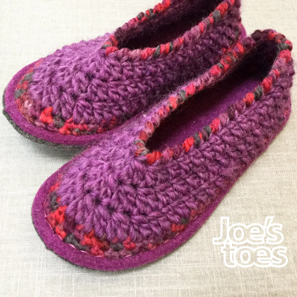 Joe's Toes Sarah Crochet Slipper Kit - Latte-Volcano  or Berry Mix