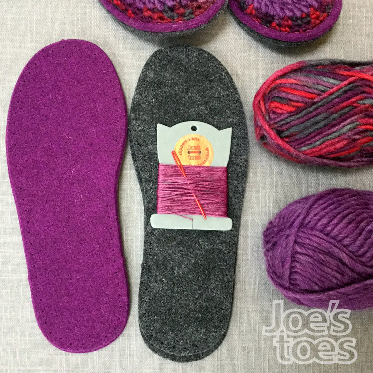 Joe's Toes Sarah Crochet Slipper Kit - Latte-Volcano  or Berry Mix