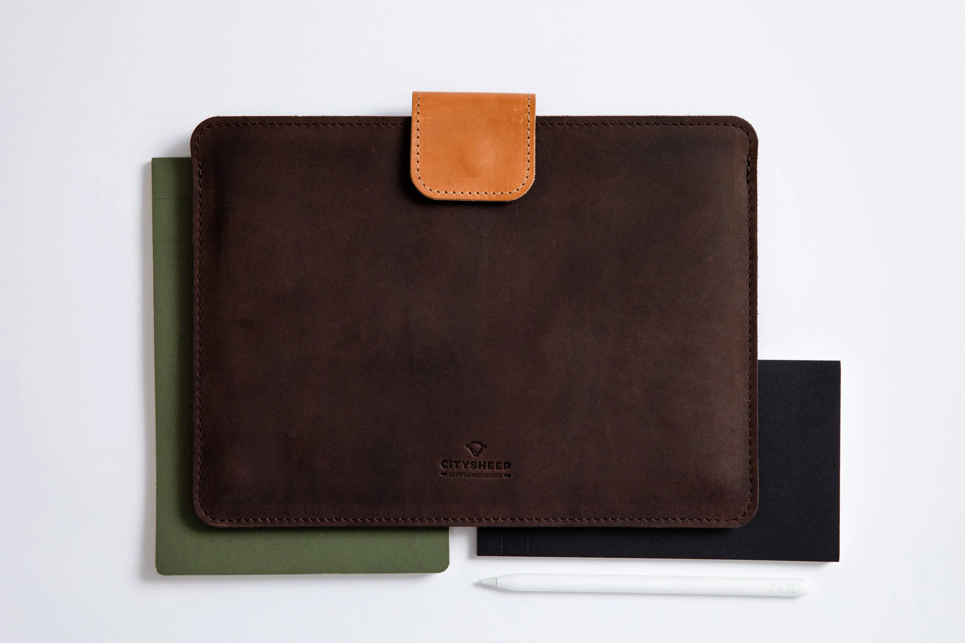 Leather MacBook Sleeve KEEP IT SNUG/ Oak Brown/