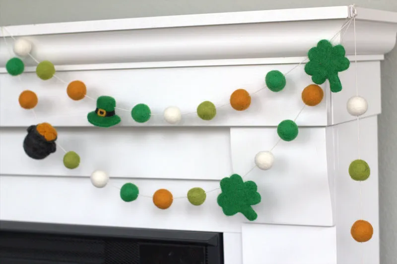 St. Patrick's Day Garland- Shamrock, Pot of Gold & Leprechaun Hat- Gold, Green