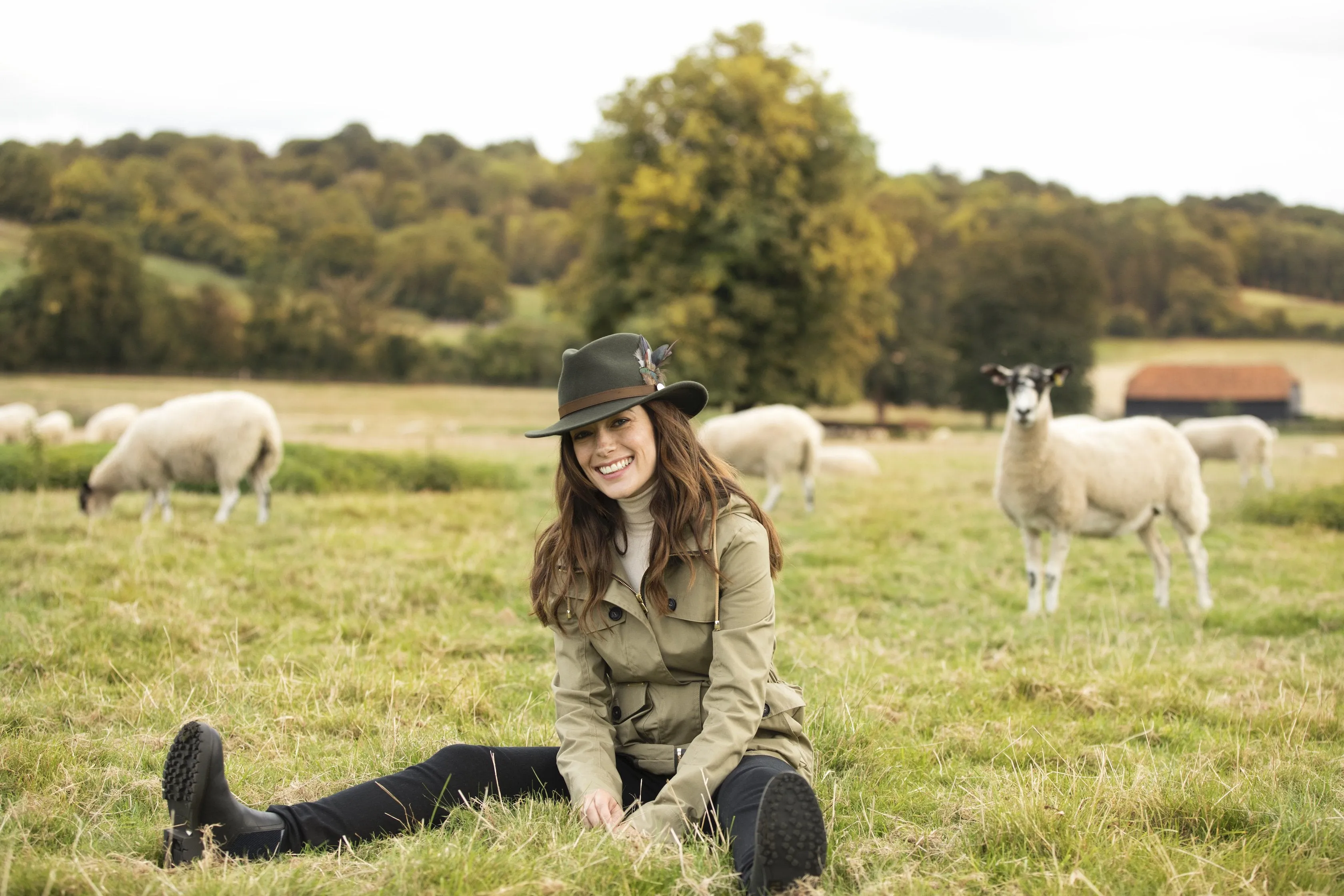 The Suffolk Fedora in Olive Green (Midnight Feather)