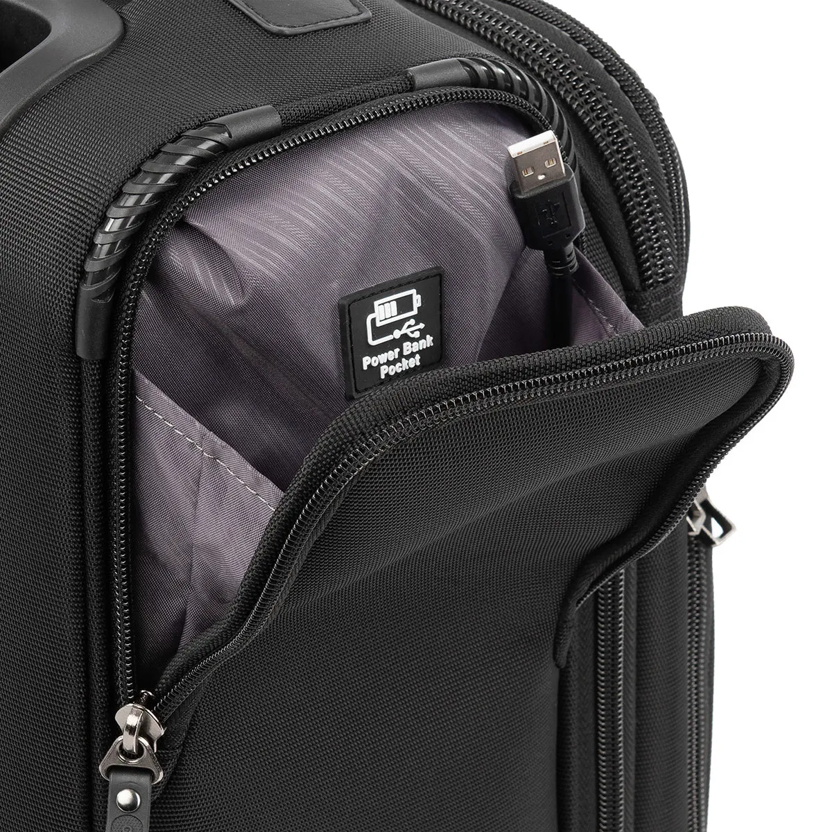 Travelpro Crew Versapack Global Carryon Expandable Spinner